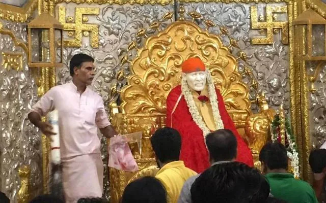 Benefits of worshiping Sai Baba